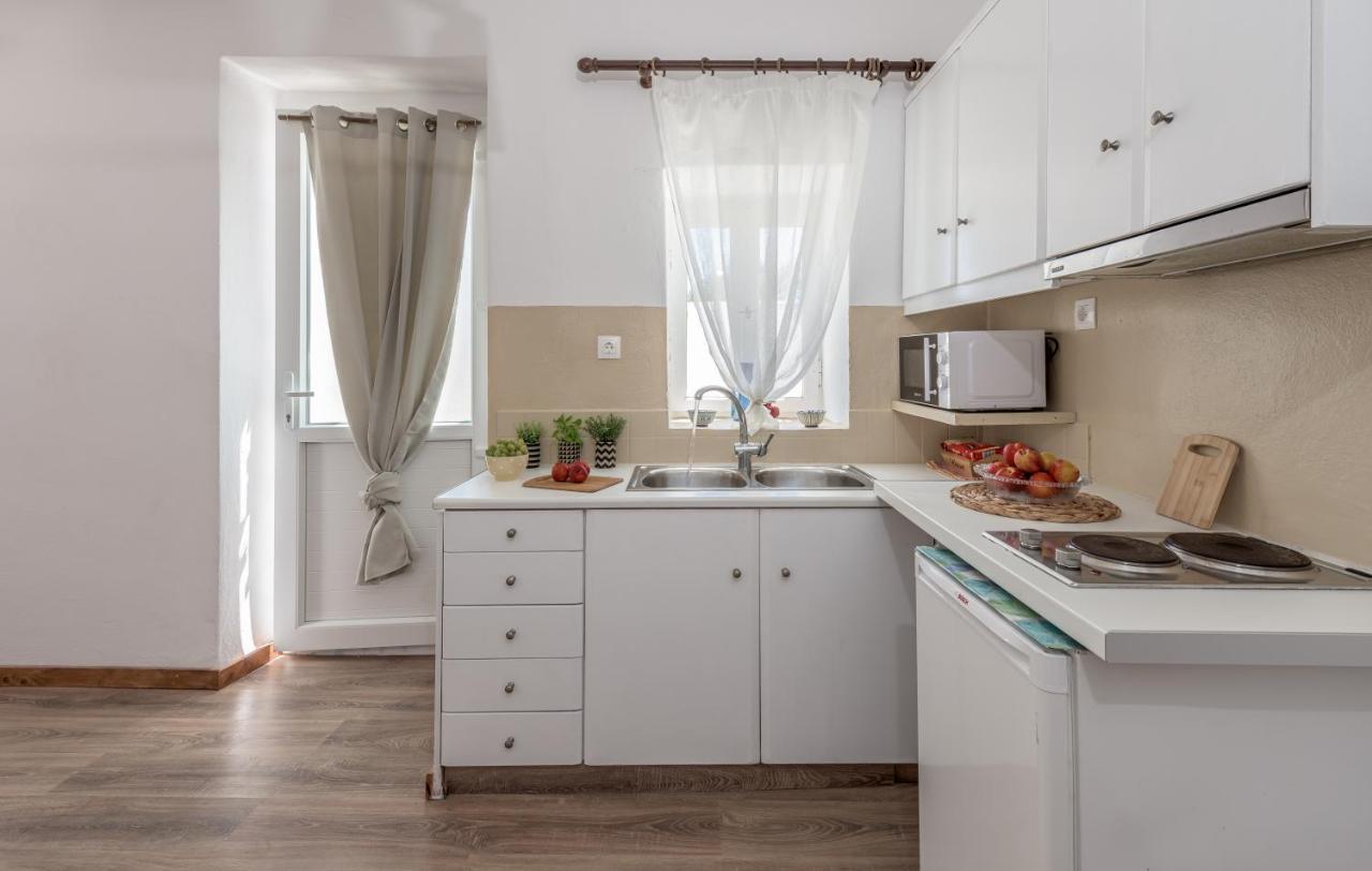 Plakes Sea View Apartment Plaka (Milos) Экстерьер фото